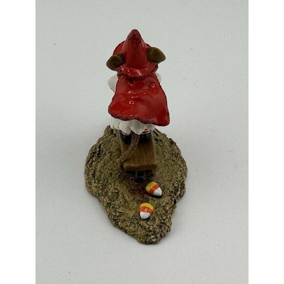 Wee Forest Folk "Scooting w/the Loot" 2003 M-296 Halloween D Petersen Retired - Picture 4 of 8